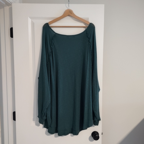 LC Lauren Conrad Raglan Ruffle Sleeve Tunic Top NWT Green - Picture 11 of 15
